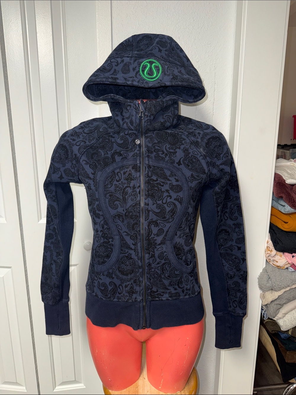 Lululemon scuba hoodie jacket